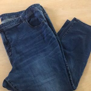 Old Navy plus 30 SHORT, high rise rockstar jeans!